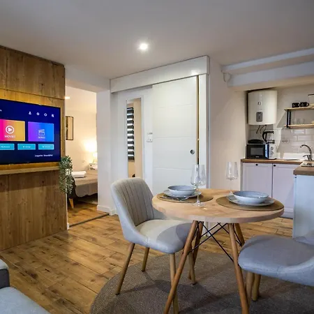 Roko Appartement *